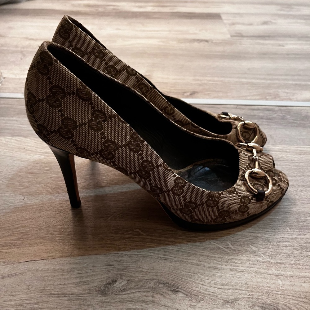 Women’s Gucci Heels